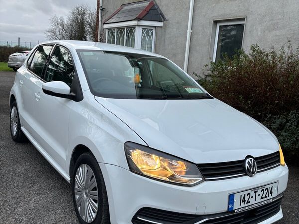 Volkswagen Polo Hatchback, Petrol, 2014, White