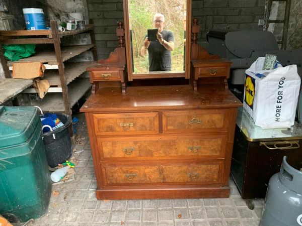 Antique dresser deals with mirror value