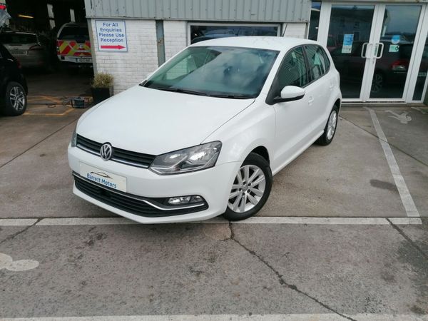 Volkswagen Polo Hatchback, Petrol, 2017, White