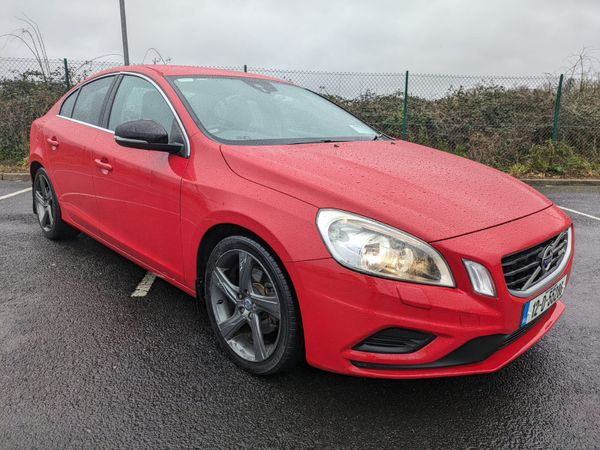 Volvo S60 Saloon, Diesel, 2012, Red