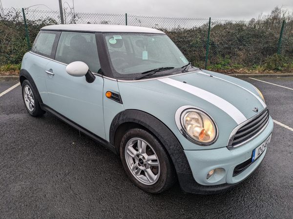 Mini First Hatchback, Petrol, 2012, Blue