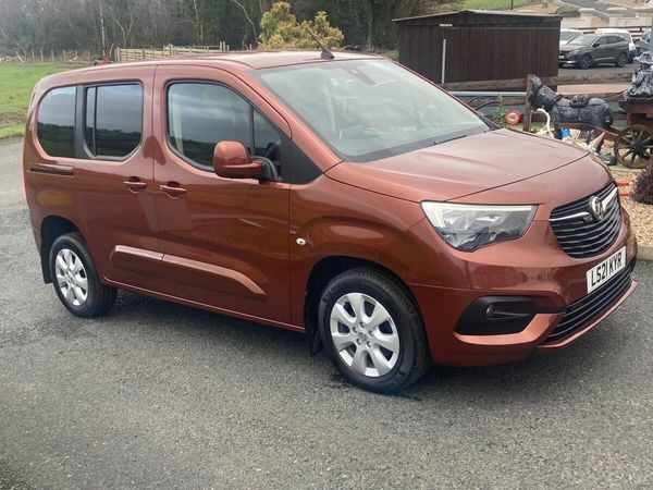 Vauxhall Combo MPV, Diesel, 2021, Brown