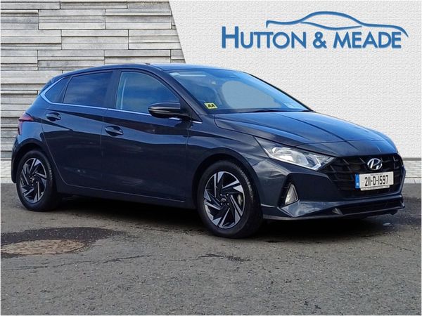 Hyundai i20 Hatchback, Petrol, 2021, Grey
