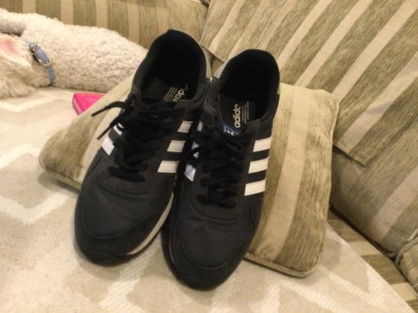 Adidas retro sales trainers sale