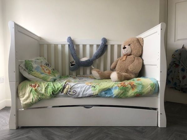 Cot bed done deal sale