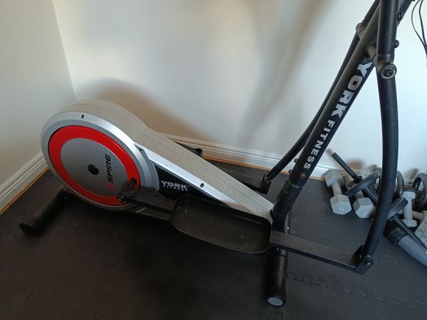 York aspire discount cross trainer price