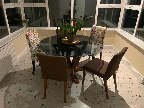 Done deal dining discount room table and chairs