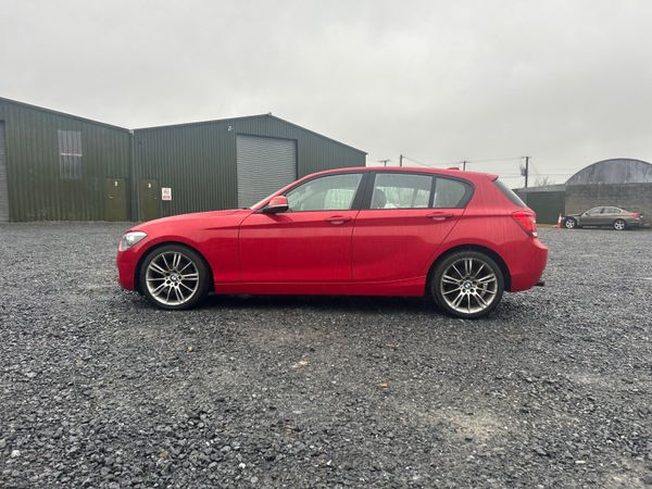 BMW 1-Series Estate, Diesel, 2012, Red