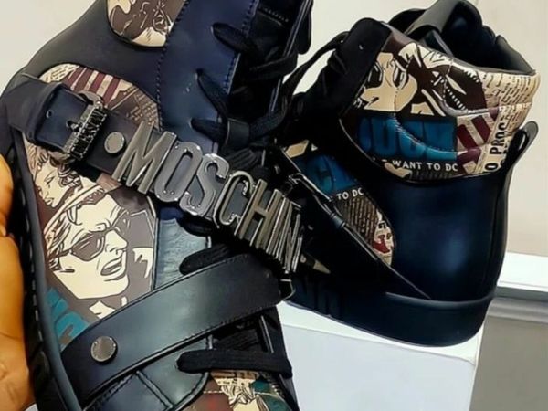 Moschino sneakers hotsell high top