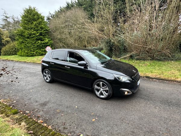 Peugeot 308 Hatchback, Petrol, 2015, Black