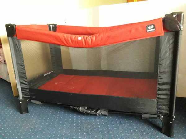 Review: Venture All Stars Joy baby playpen