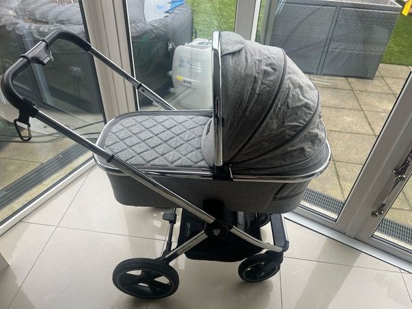 Venicci isofix outlet base for sale