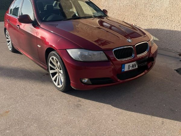 BMW 3-Series Saloon, Diesel, 2011, Red