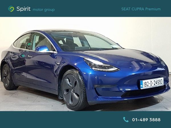 Tesla MODEL 3 Saloon, Electric, 2019, Blue