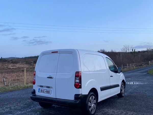 Donedeal damaged repairable store vans