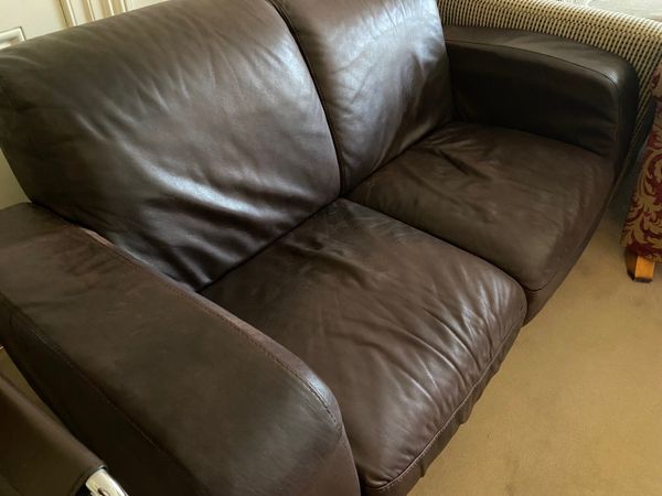 Arnotts deals leather sofas