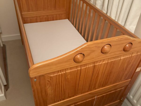 Mothercare cot and clearance mattress