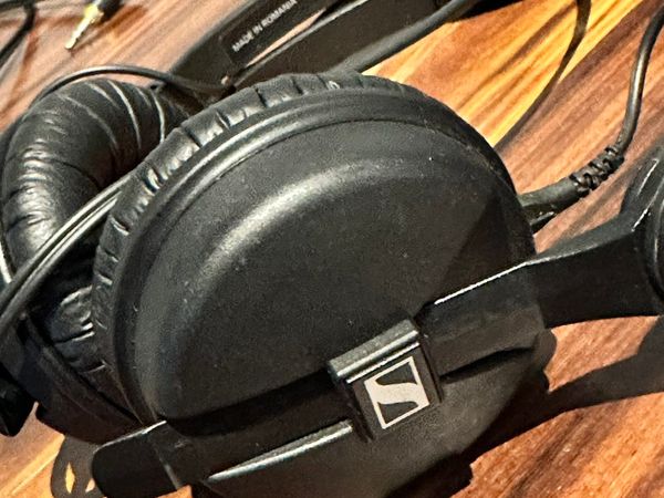 SENNHEISER HD 25-1 II