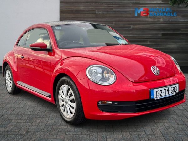 Volkswagen Beetle Hatchback, Petrol, 2013, Red