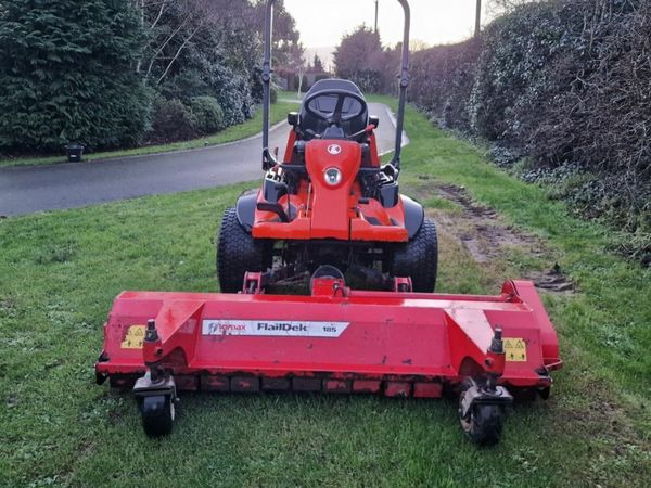 Riding discount flail mower