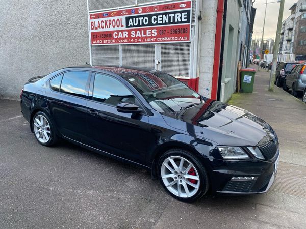 Skoda Octavia Saloon, Diesel, 2018, Black