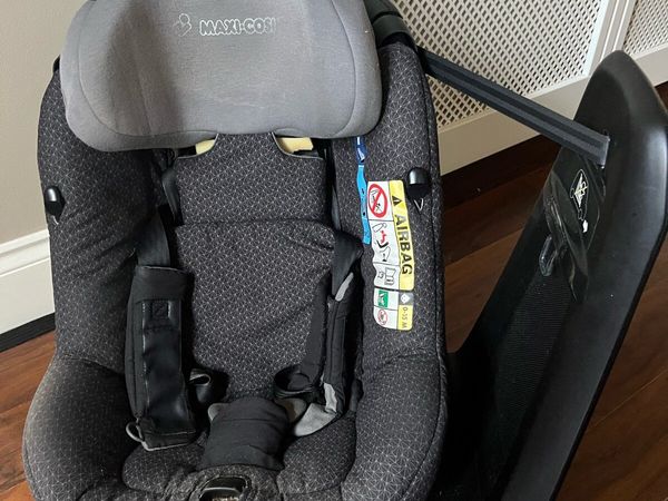 Maxi cosi best sale cabriofix head hugger