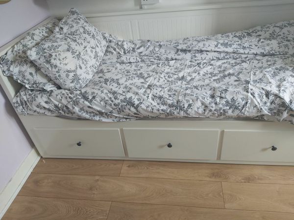 Ikea deals daybed gumtree