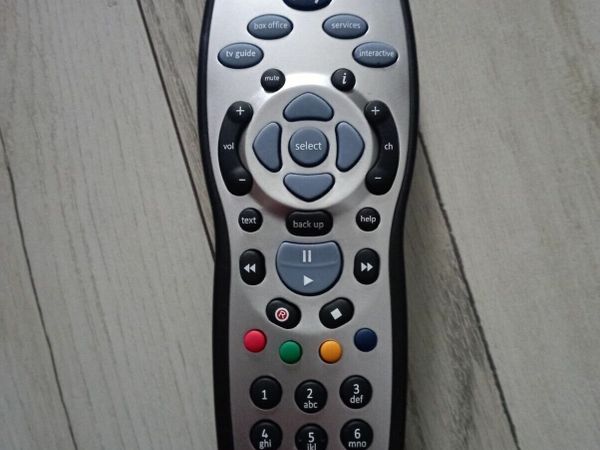 Sky on sale hd remote