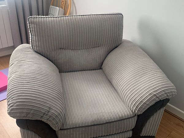 Harvey norman cuddle outlet chair