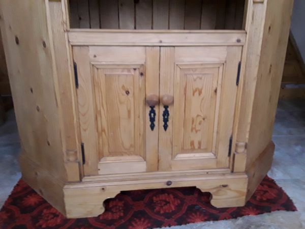 Mexican pine store corner tv unit