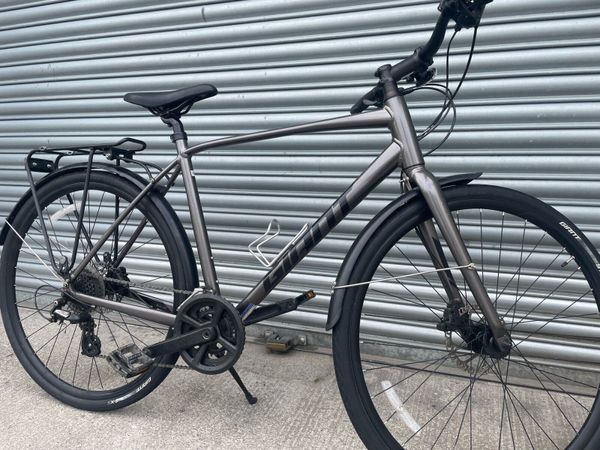 Giant Escape 2 hybrid bike As new for sale in Co. Dublin for