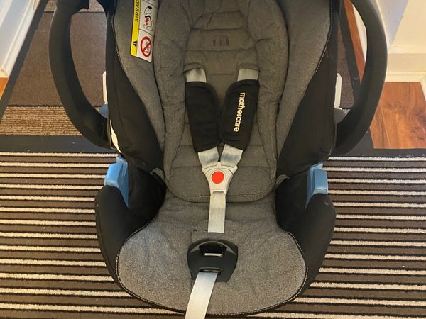 Minnie mouse hotsell car seat mothercare