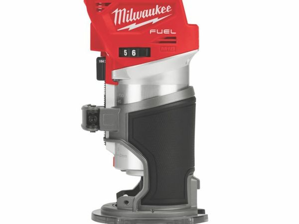 Milwaukee router best sale m18 screwfix