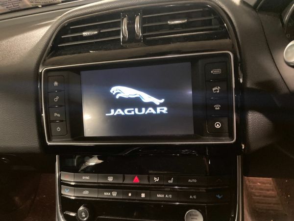 Jaguar XE Saloon, Diesel, 2015, Grey