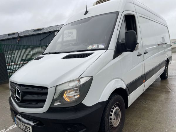 Mercedes best sale sprinter mileage