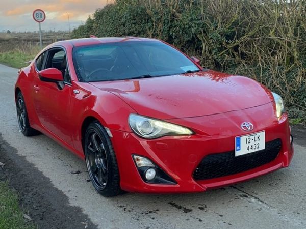 Toyota GT86 Coupe, Petrol, 2012, Red