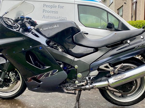 PRICE DROP. 1850. 2001 Kawasaki ZZR 1100 for sale in Co. Cork for