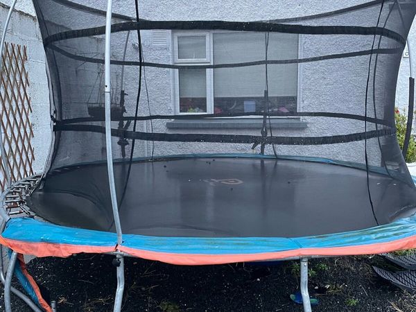 Trampoline power outlet jump