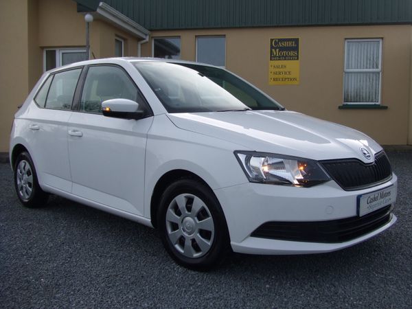 Skoda Fabia Hatchback, Petrol, 2019, White