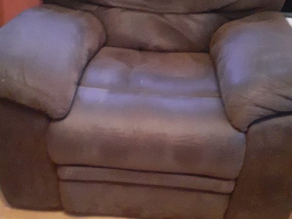 Donedeal recliner online chairs