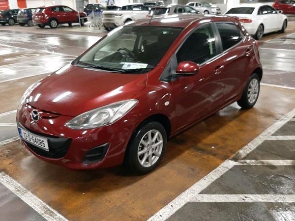 Mazda Demio MPV, Petrol, 2012, Red