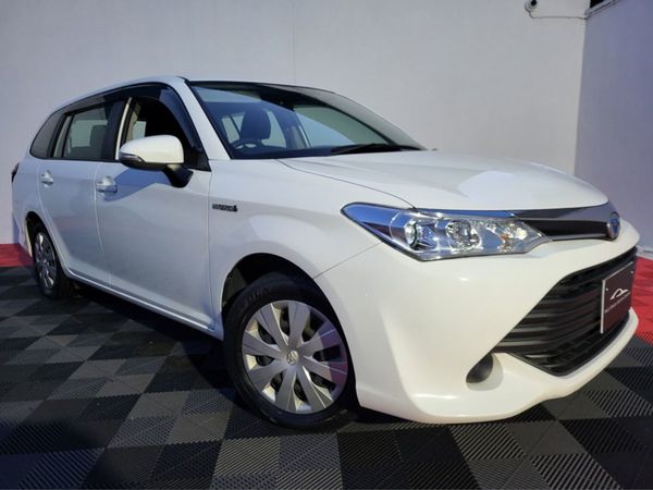 Toyota Corolla Estate, Hybrid, 2016, White