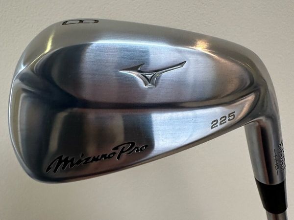 Mizuno hybrids hot sale sale