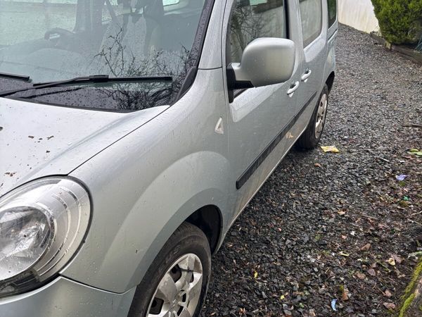 Renault kangoo done hot sale deal