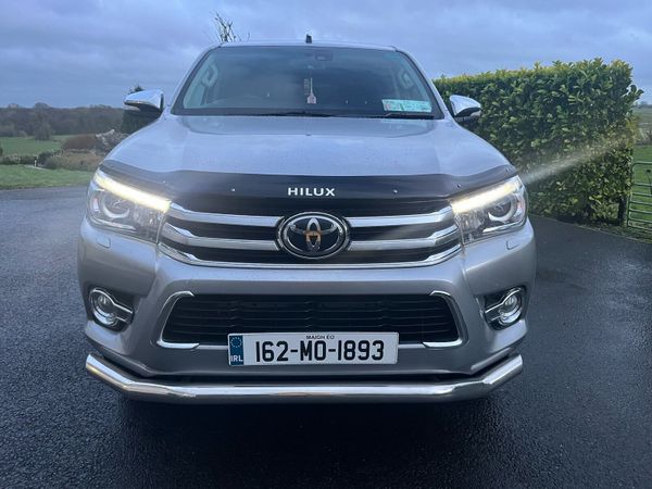 Toyota Hilux Pick Up, Diesel, 2016, Silver