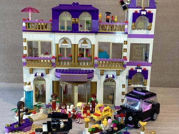 Lego friends hospital sales sale