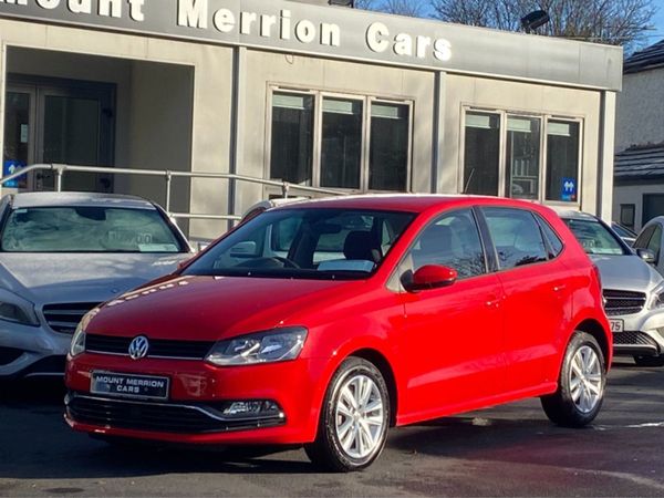 Volkswagen Polo Hatchback, 2016, Red