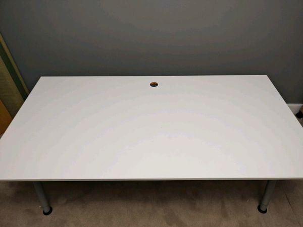 Thyge table online