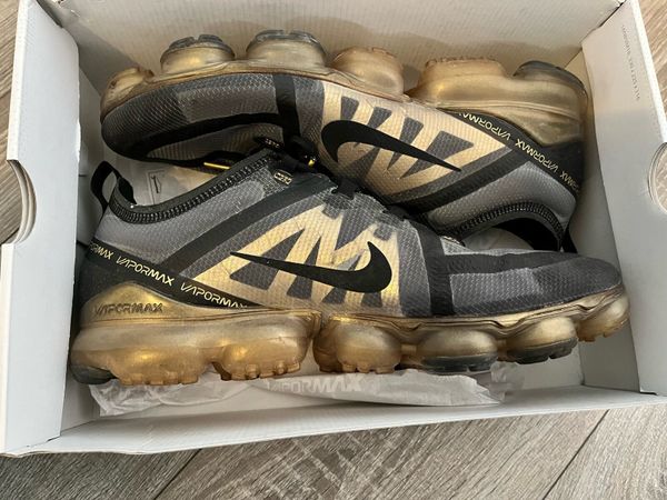 Gold on sale vapor maxes