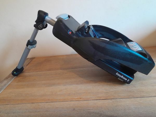 Maxi cosi base for sale in Co. Galway for 30 on DoneDeal